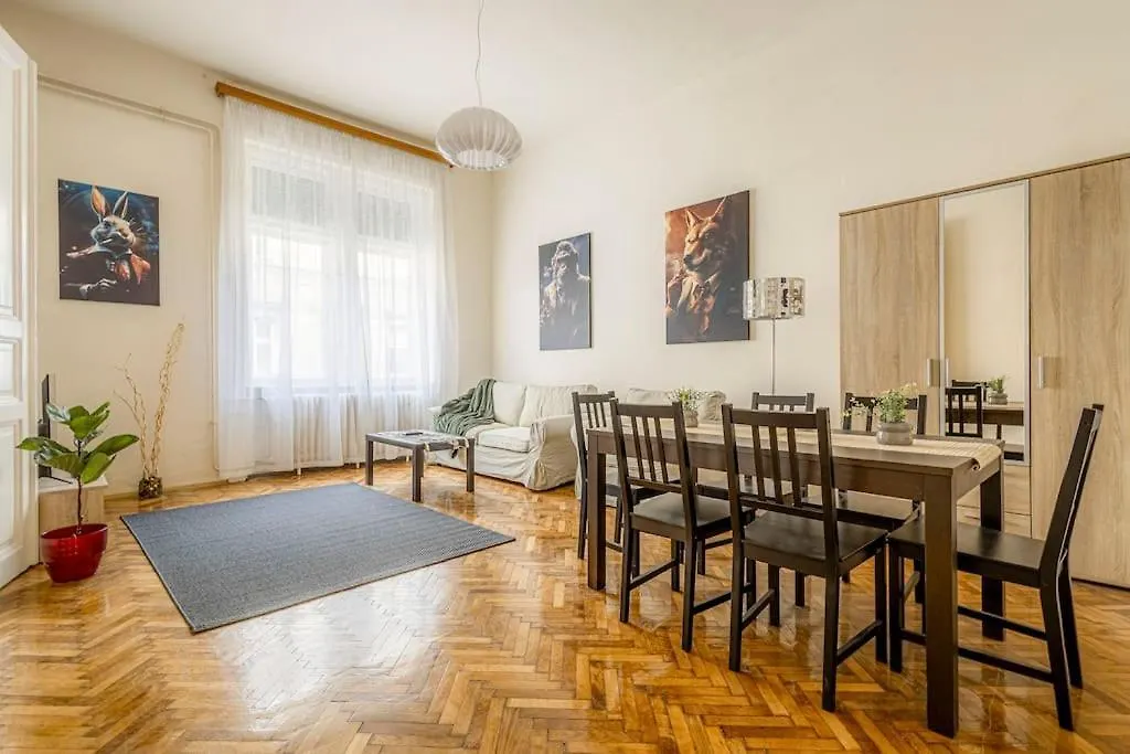 Gentleman Apartment Budapest